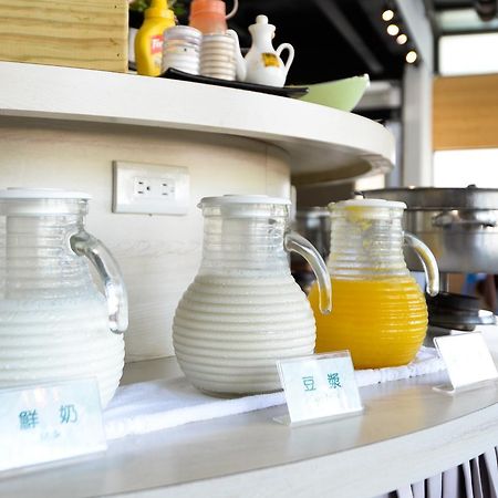 R7 Hotel Kaohsiung Eksteriør billede