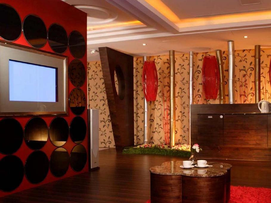R7 Hotel Kaohsiung Eksteriør billede