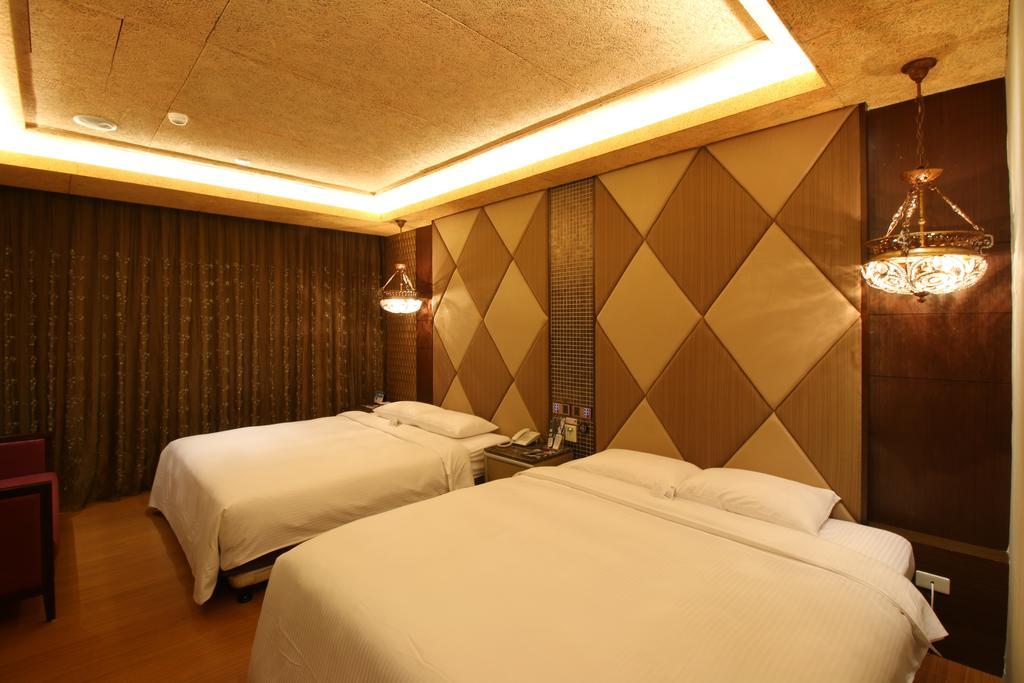 R7 Hotel Kaohsiung Eksteriør billede